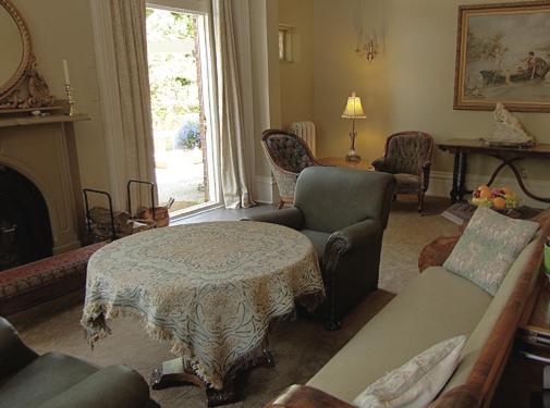Hotel Belvedere Кингстън Екстериор снимка